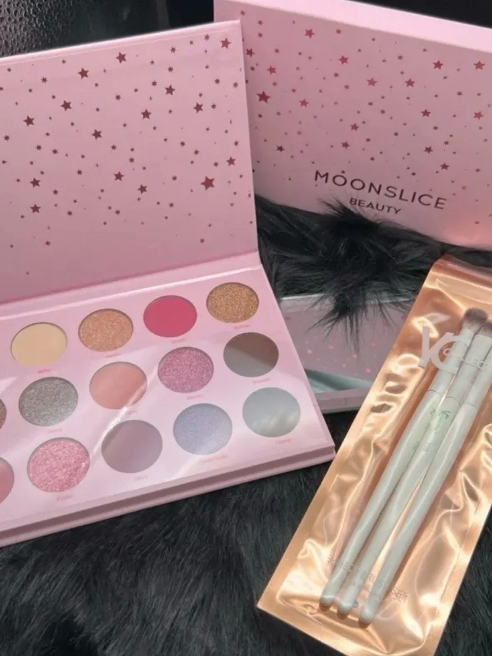 MOONSLICE BEAUTY CELESTIAL CRUSH EYESHADOW PALETTE & Brush Set NEW $59 RETAIL